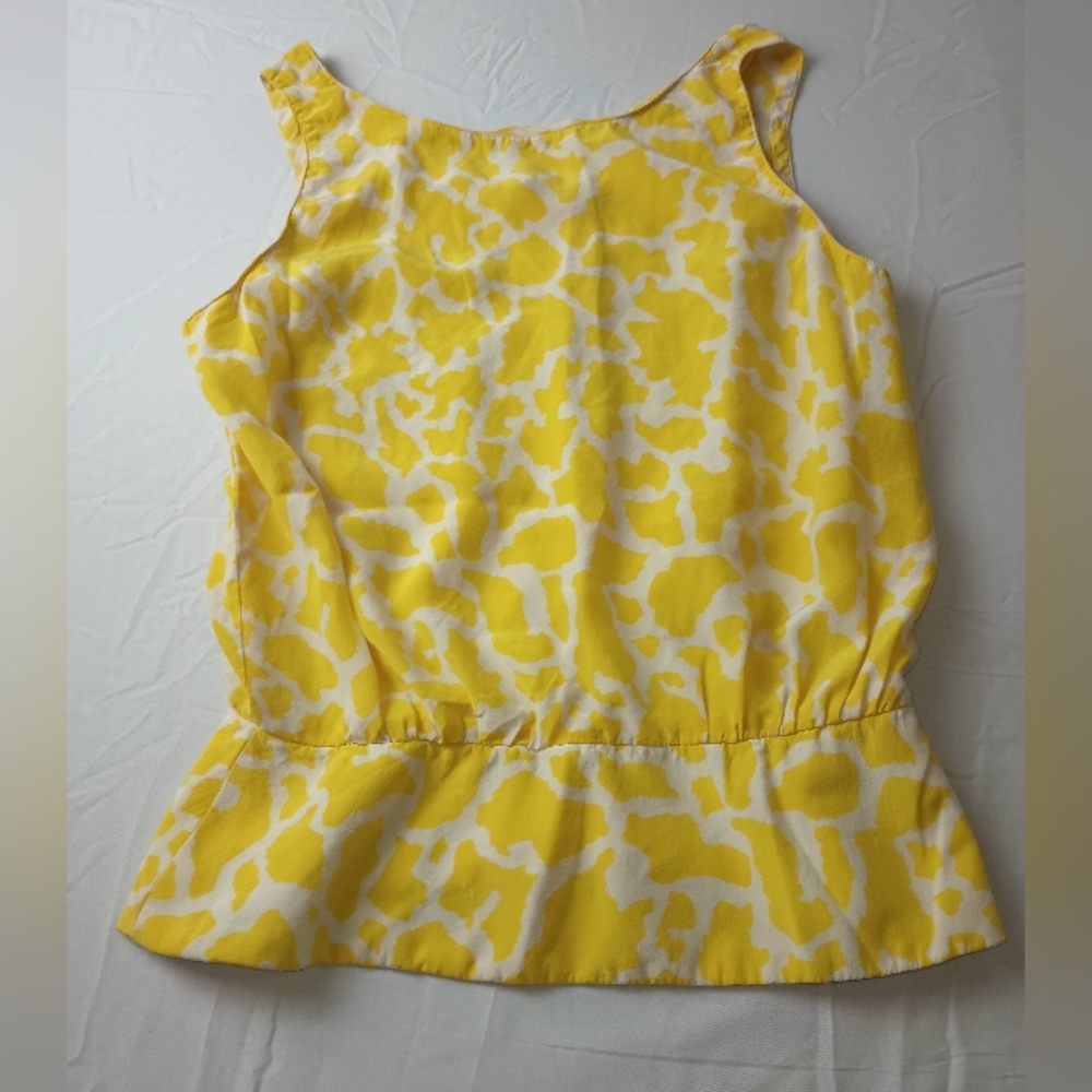 3 for $25---Yellow Animal Print Sleeveless Silk Blouse size 8 VTG